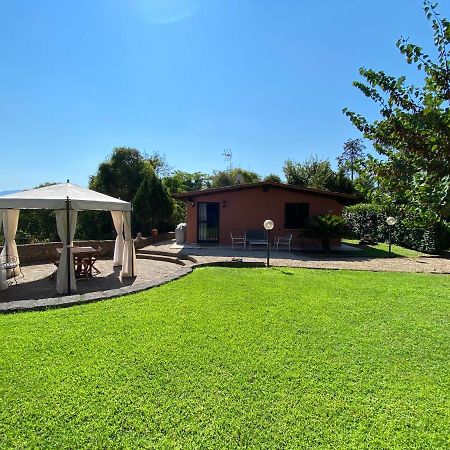 ローマ La Casa Di Irene Nel Golf Clubヴィラ エクステリア 写真